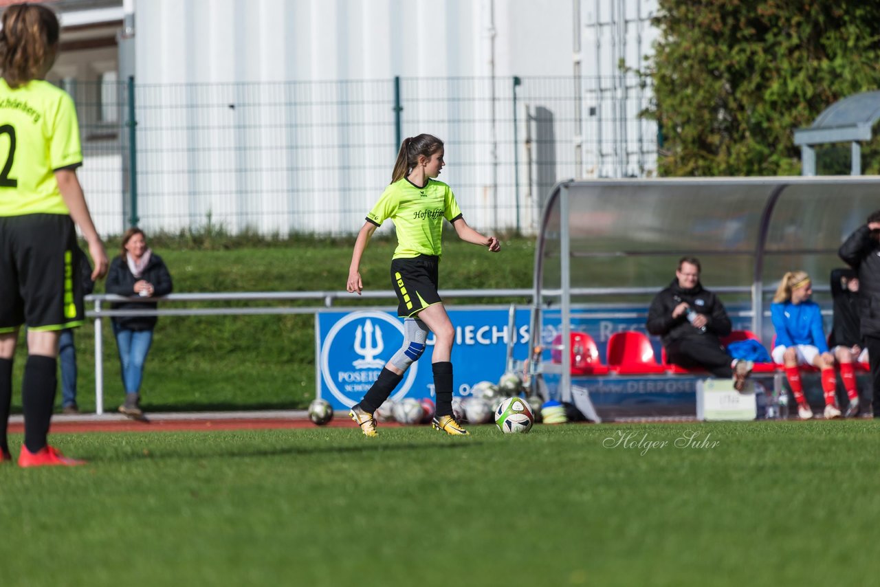 Bild 53 - B-Juniorinnen TSV Schoenberg - Holstein Kiel : Ergebnis: 0:23